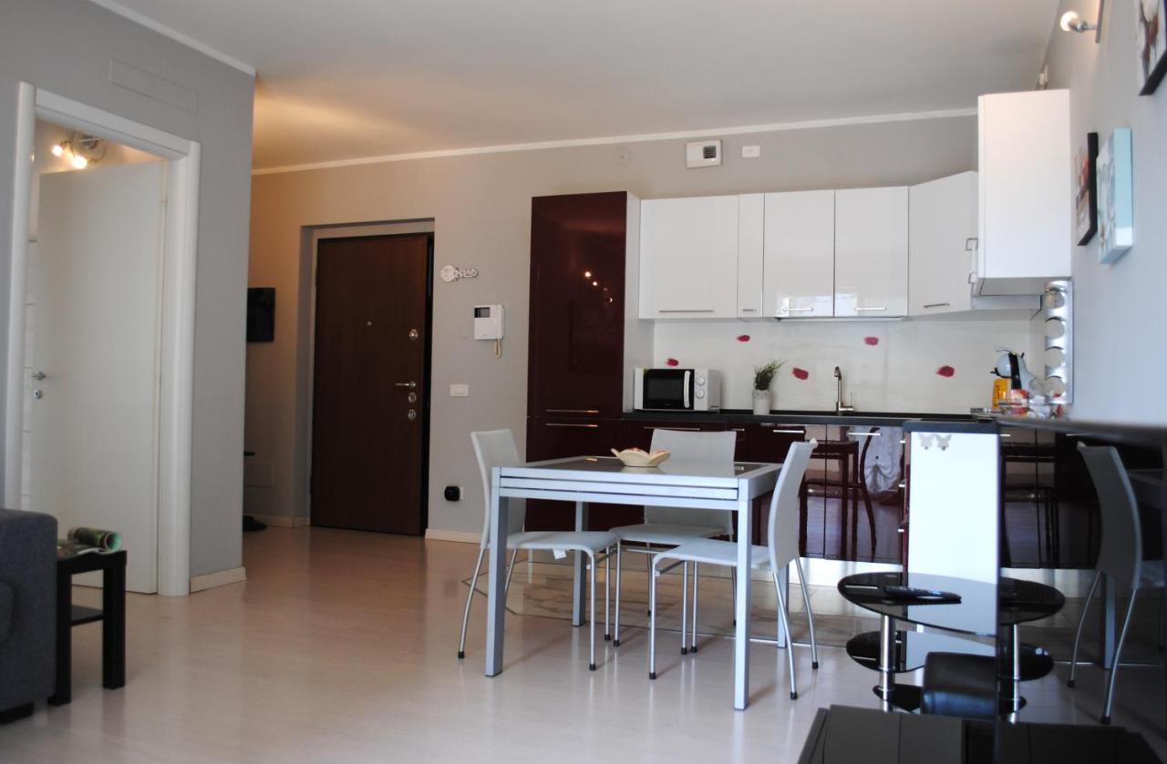 Bnbook - Metropolitan Expo Flat 4 Rho Zewnętrze zdjęcie